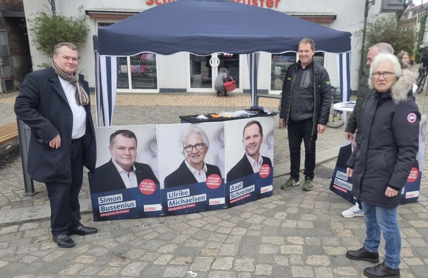 Simon Bussenius, Axel Schreiner, Ulf Ehlers, Ulrike Michaelsen (v.l.n.r.)